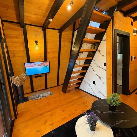 A-Frame Luxury House Near Travnik With Hot Tub Casa de Férias Nova Bila
