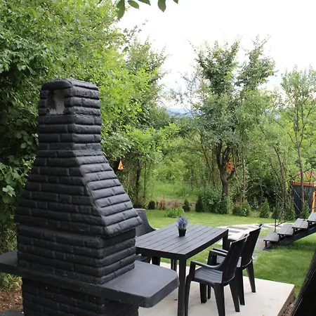 A-Frame Luxury House Near Travnik With Hot Tub Casa de Férias *